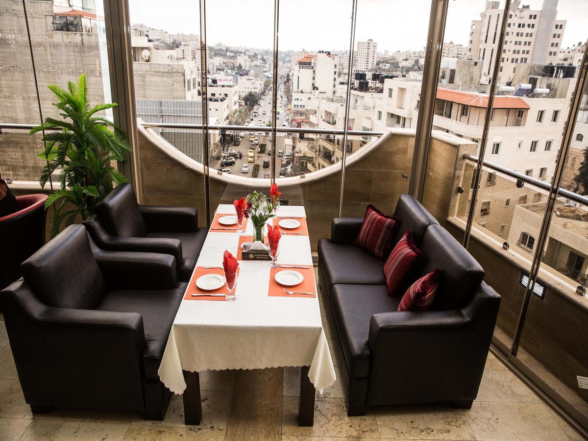 Queen Plaza Hotel Hebron Eksteriør billede